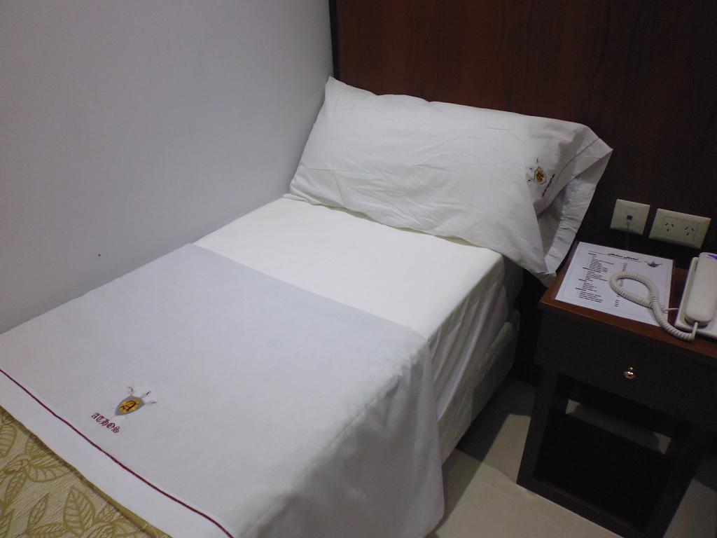 Hotel Athos Buenos Aires Dış mekan fotoğraf